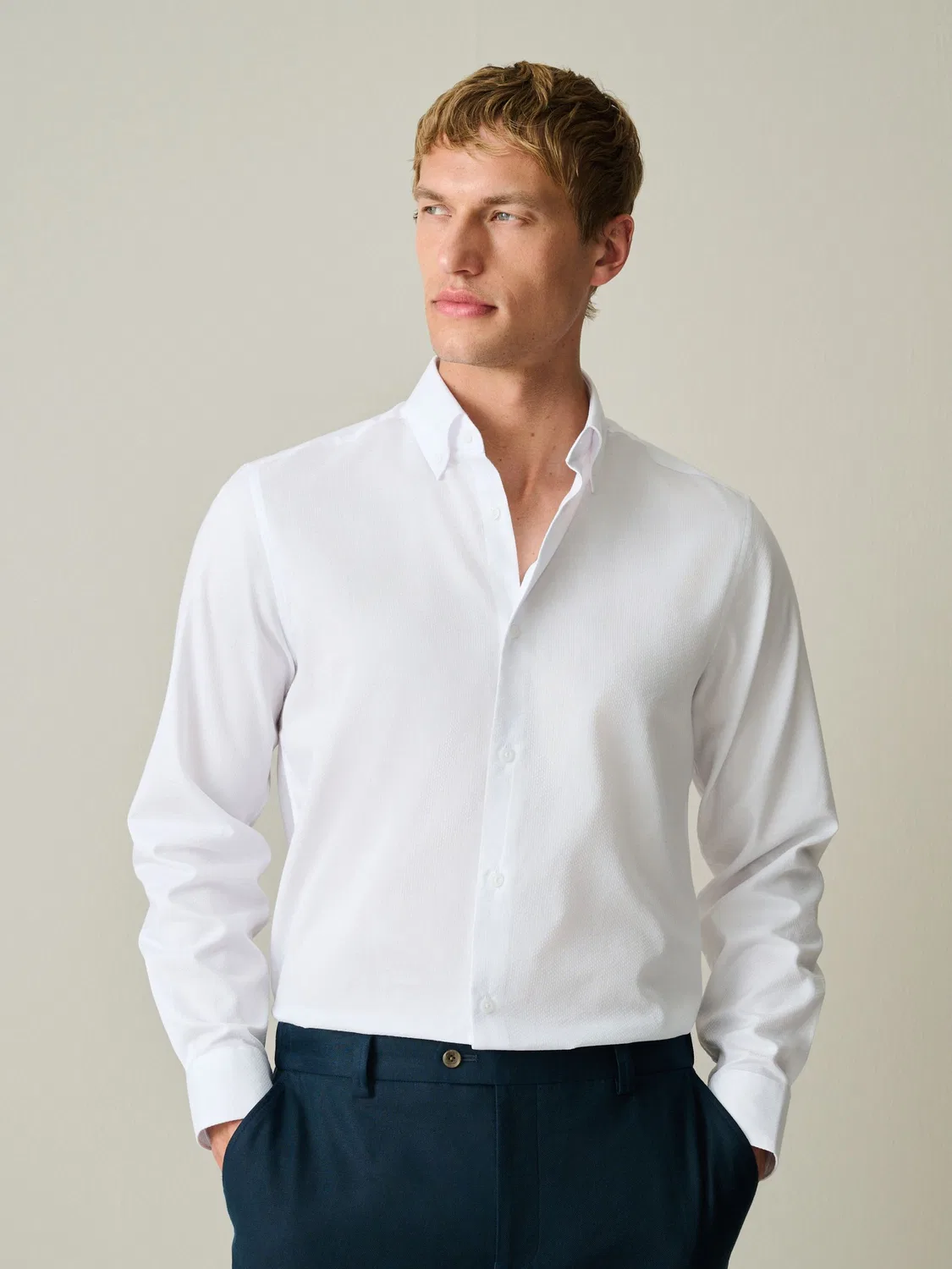Рубашка с отложным воротником, текстурированная, slim fit Next, белая