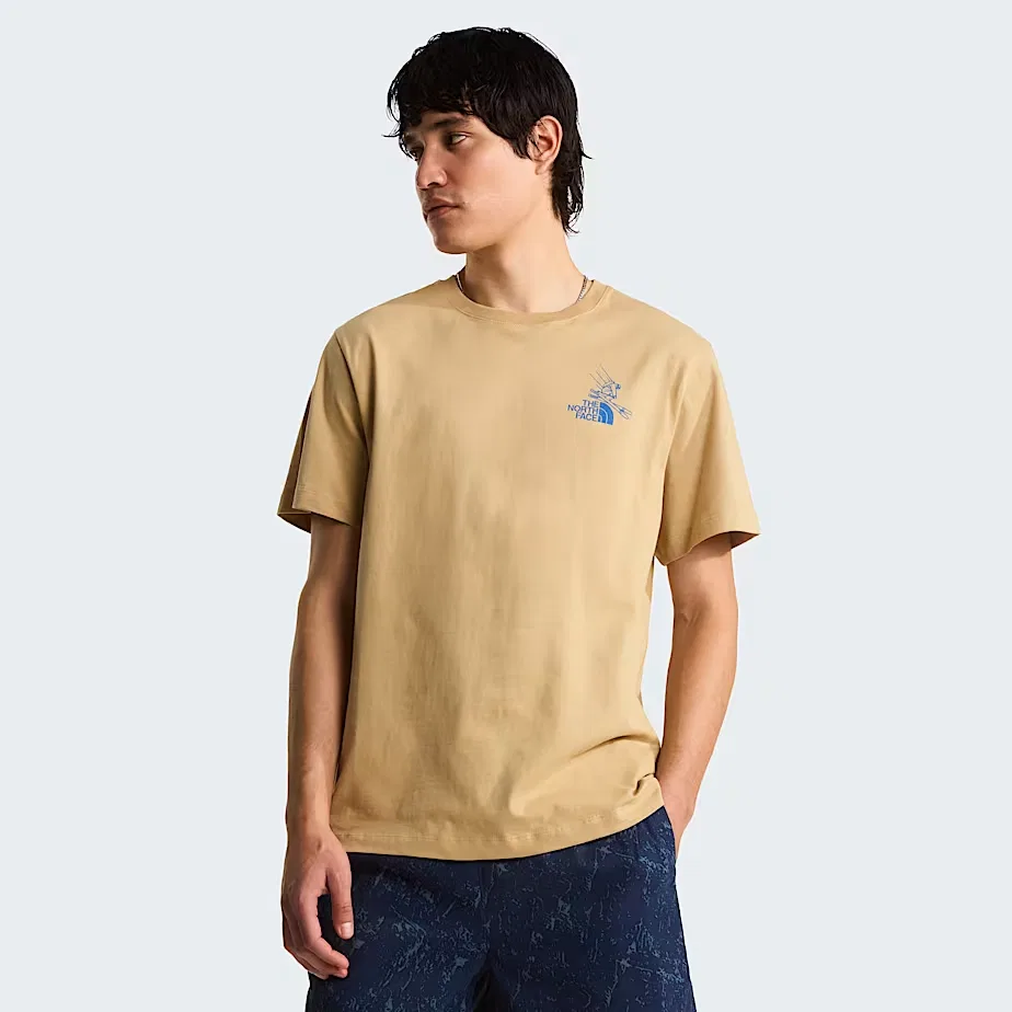Детская футболка с принтом Mountain Celebration Unisex THE NORTH FACE, Khaki Stone — фото 4