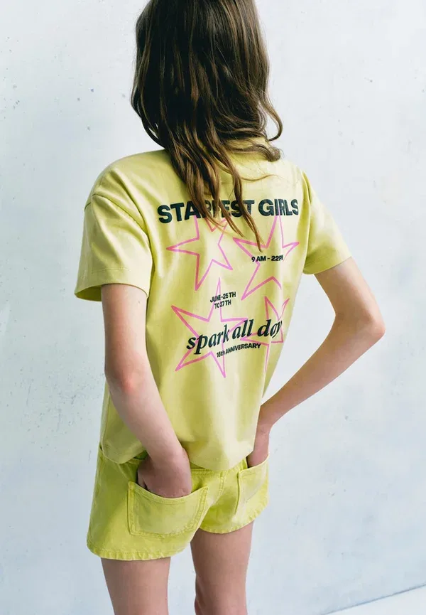 Детские джинсовые шорты Mango Kids, желтый — фото 2