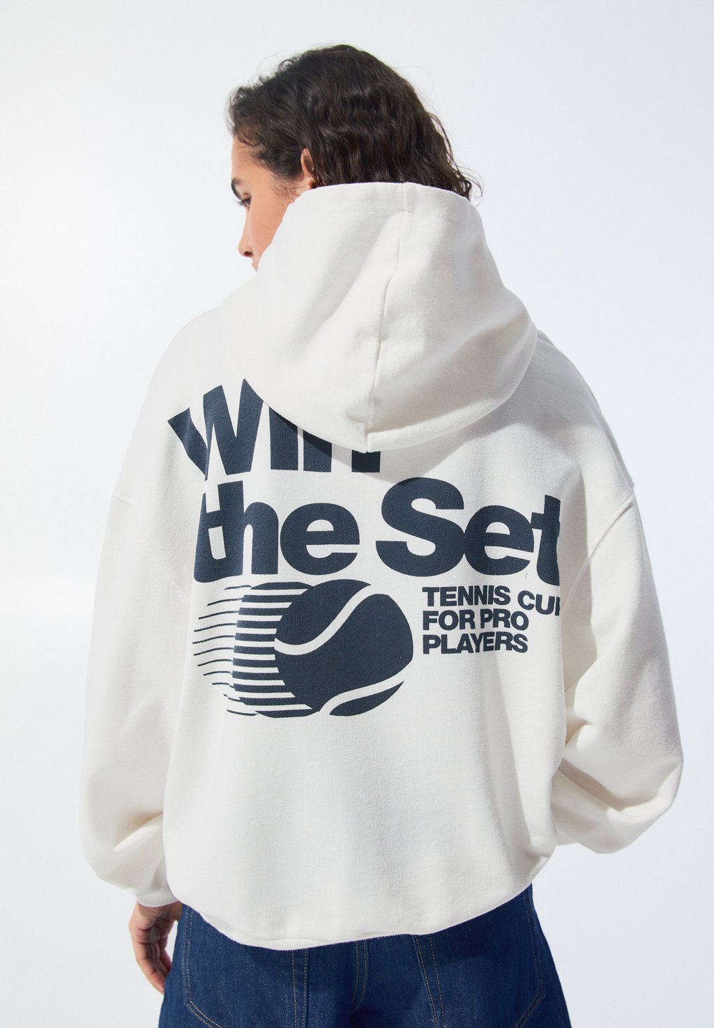 

Толстовка TENNIS GRAPHIC - Hoodie PULL&BEAR, белый