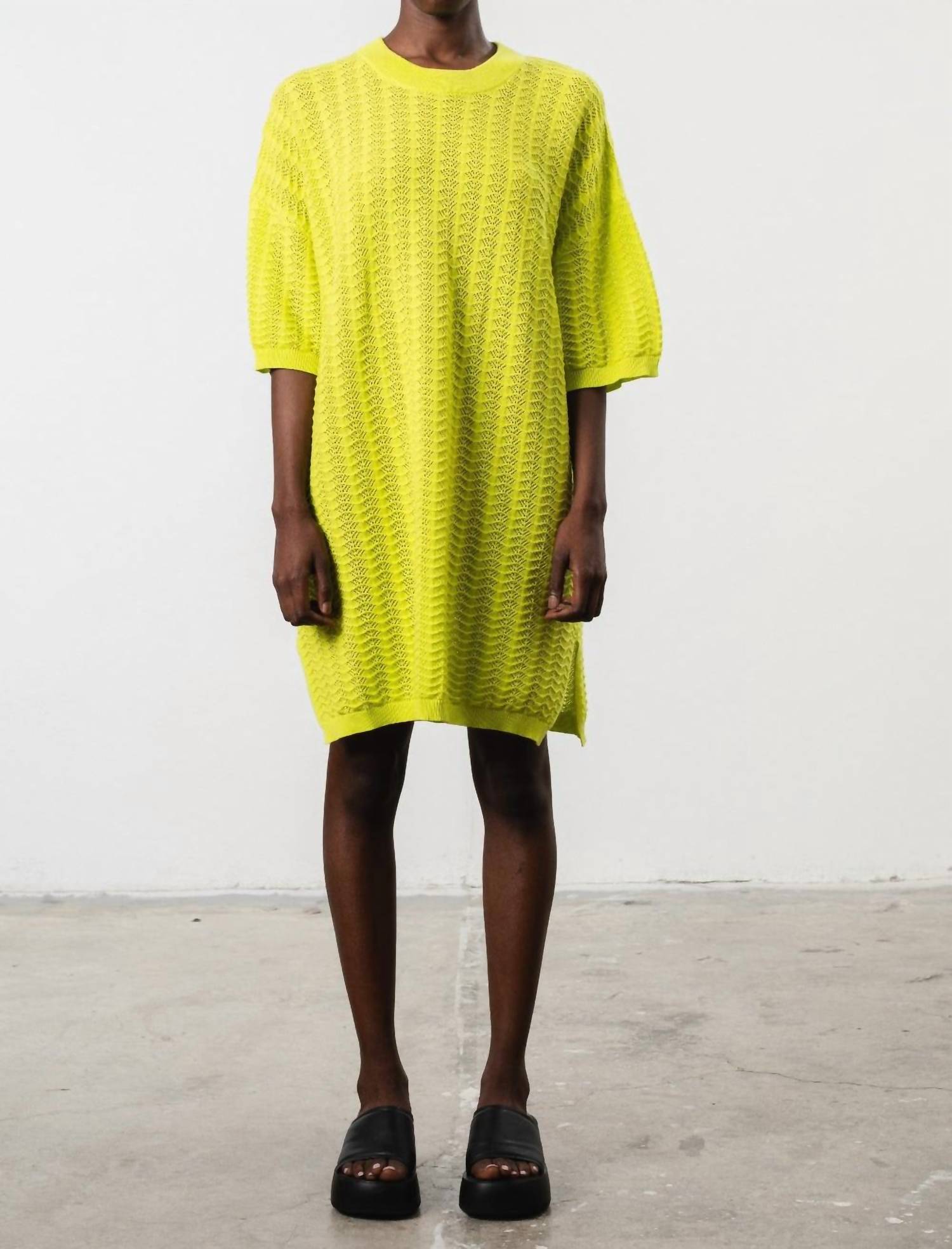 

Белая кружевная рубашка-платье в лаймовом цвете MR MITTENS