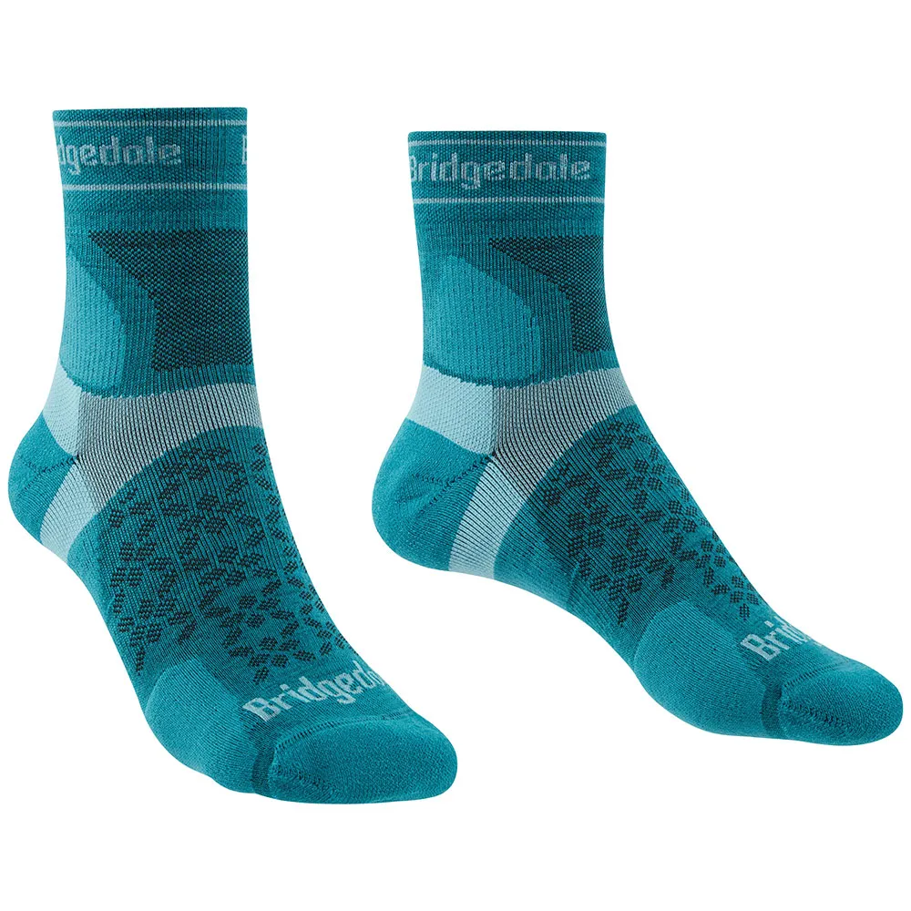 

Носки Bridgedale Ultralight T2 Merino Sport 3/4 Crew, синий