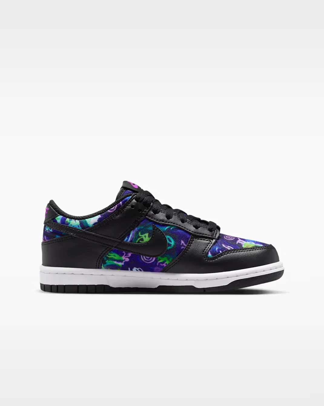 Кроссовки для детей постарше Nike Dunk Low, Multi-Color/Vivid Purple/Metallic Silver/Black — фото 3
