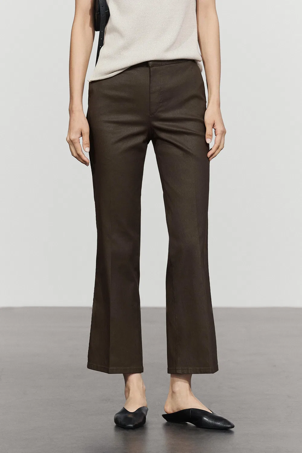 Брюки Massimo Dutti, укороченные клеш с прорезиненными манжетами, коричневые — фото 2