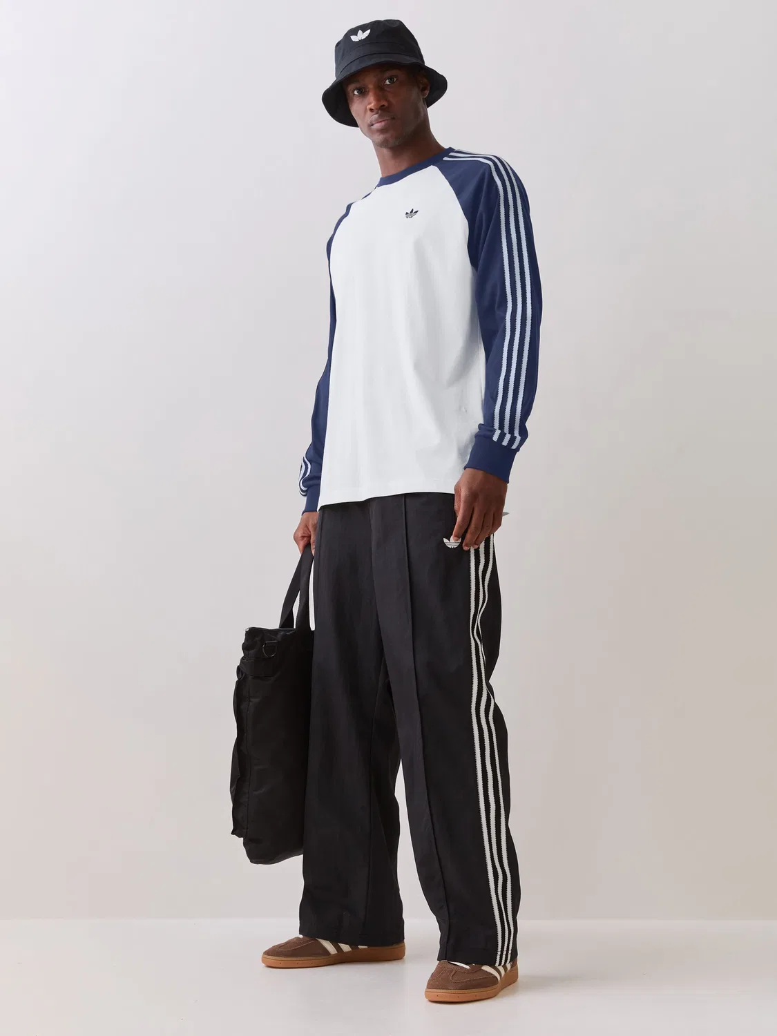 Свитшот с длинным рукавом Britcore Cali, adidas Originals, светло-голубой — фото 2