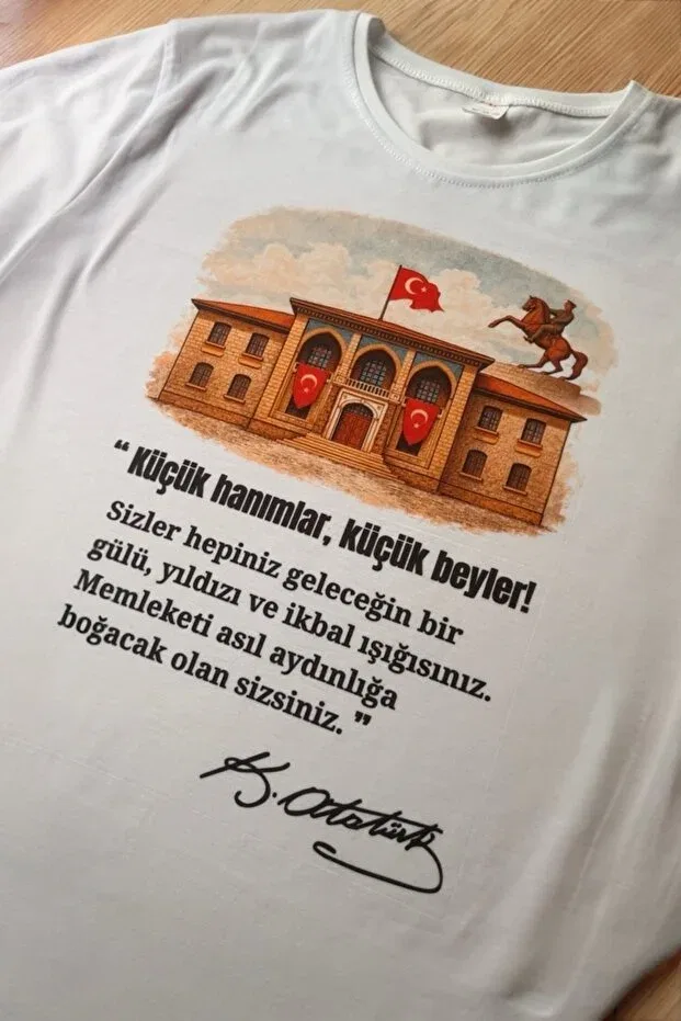 Детская футболка с принтом 23 April TBMM and Ataturk Signature B Printed T-Shirt Dvoyage, White — фото 3