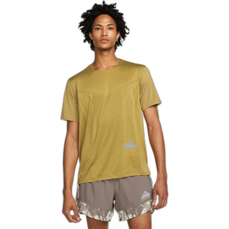 Футболка спортивная с коротким рукавом Nike Dri-FIT Trail Rise 365, Желтый — фото 2