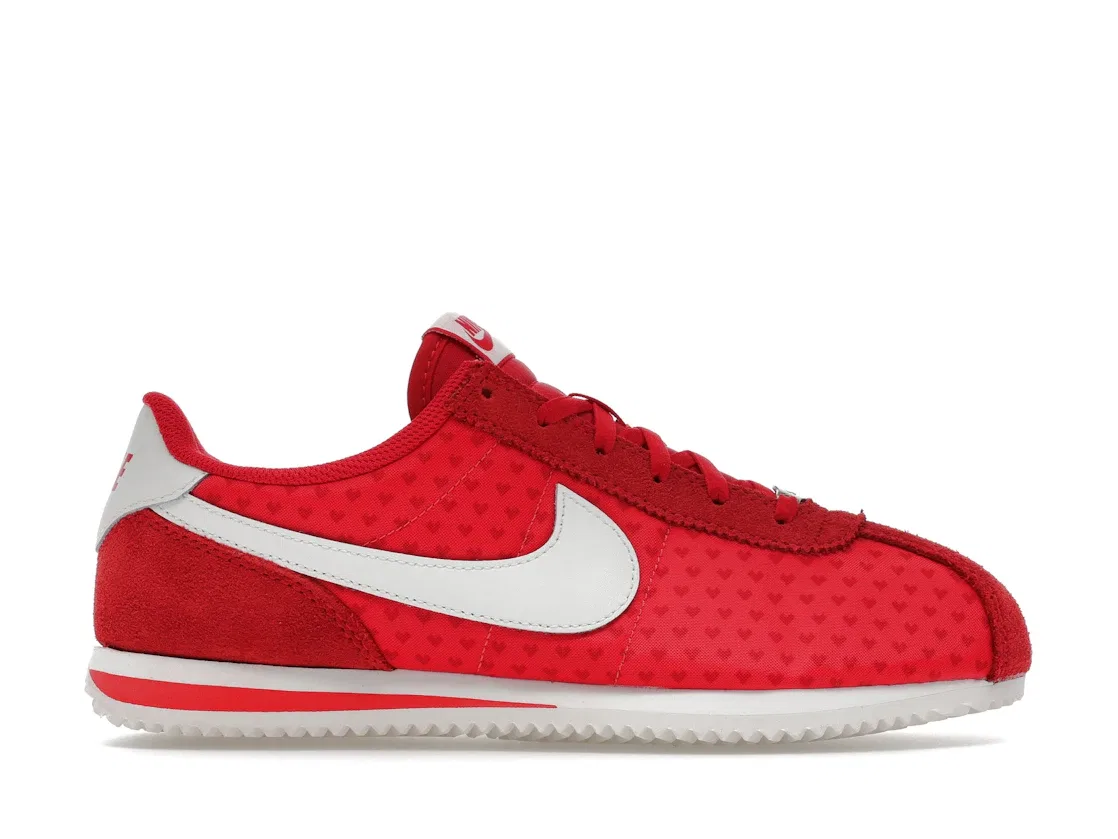 Детские Кроссовки Lifestyle Nike Cortez, Light Crimson/Summit White/Fire Red/Dark Team Red/Pink Foam