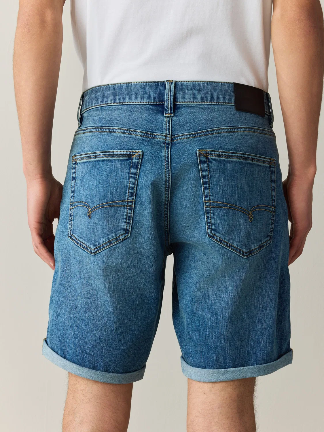 Шорты джинсовые Straight Fit Motion Flex Next, Mid Blue — фото 3