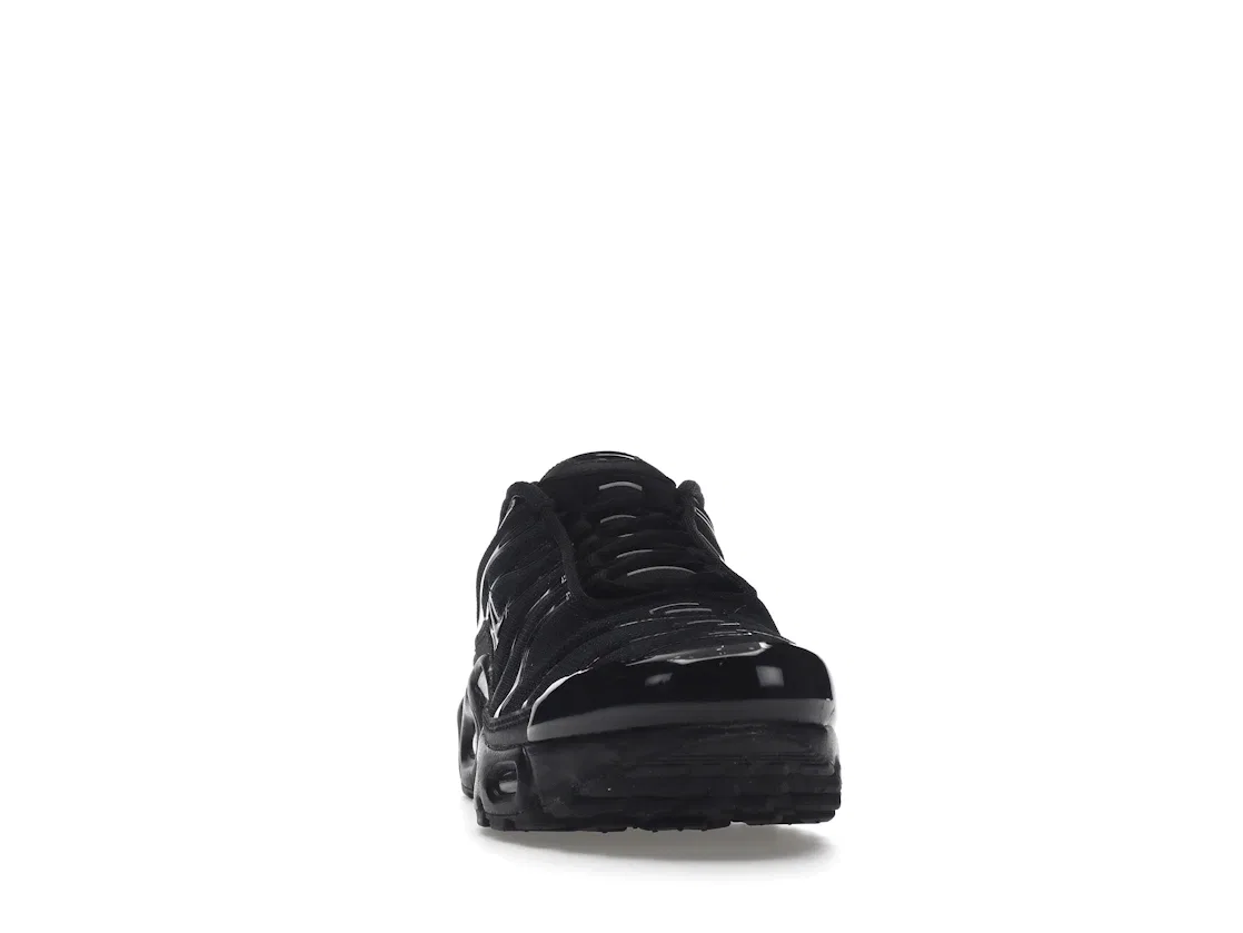 Детские кроссовки Lifestyle с сетчатым верхом Nike Air Max Plus, Black/Black-Black — фото 2