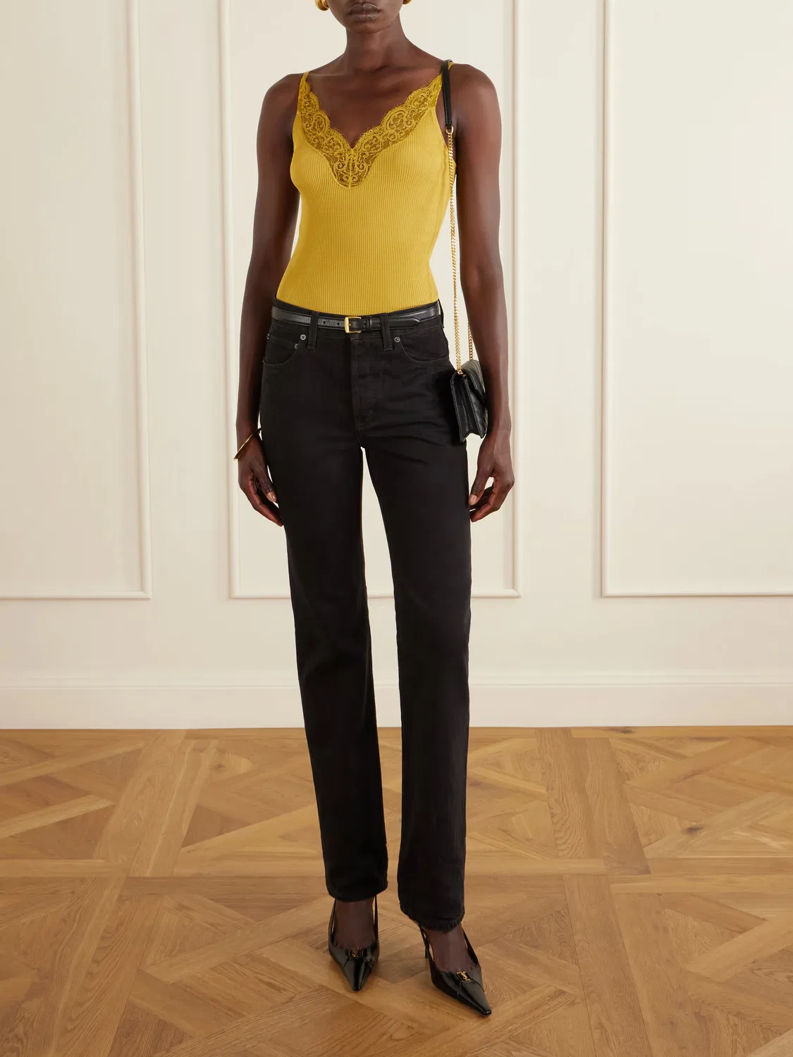Топ из ребристого шелкового трикотажа с кружевной отделкой Saint Laurent, желтый — фото 2