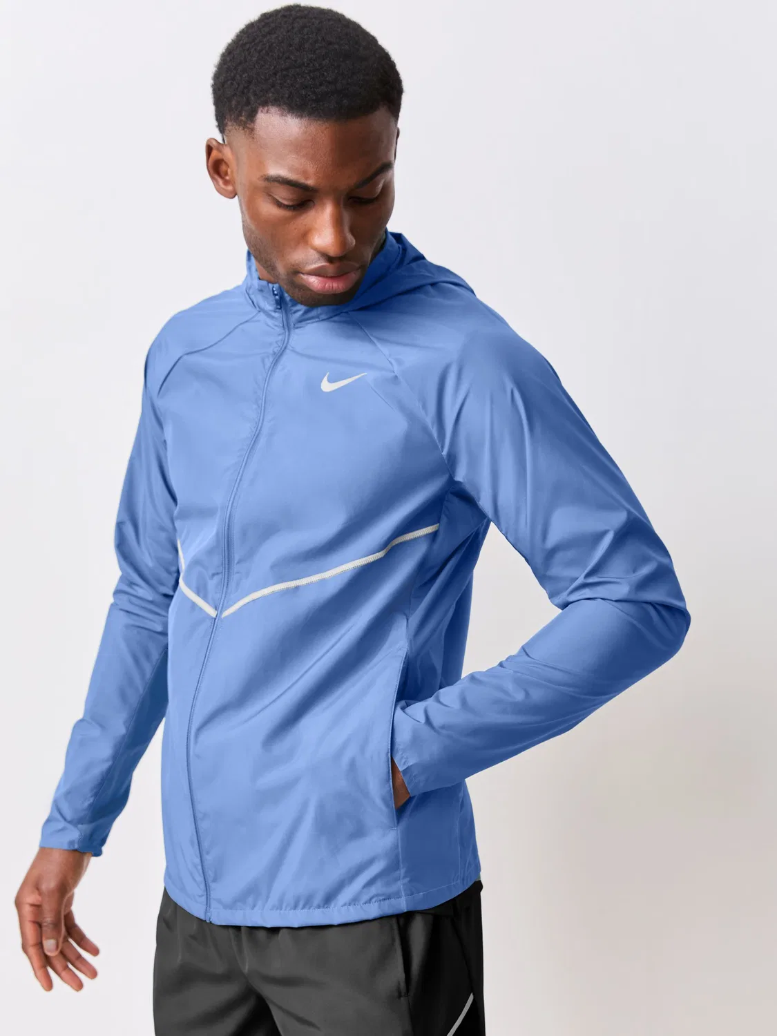 Синяя беговая куртка Nike Royal Pulse Miler с защитой от ультрафиолета