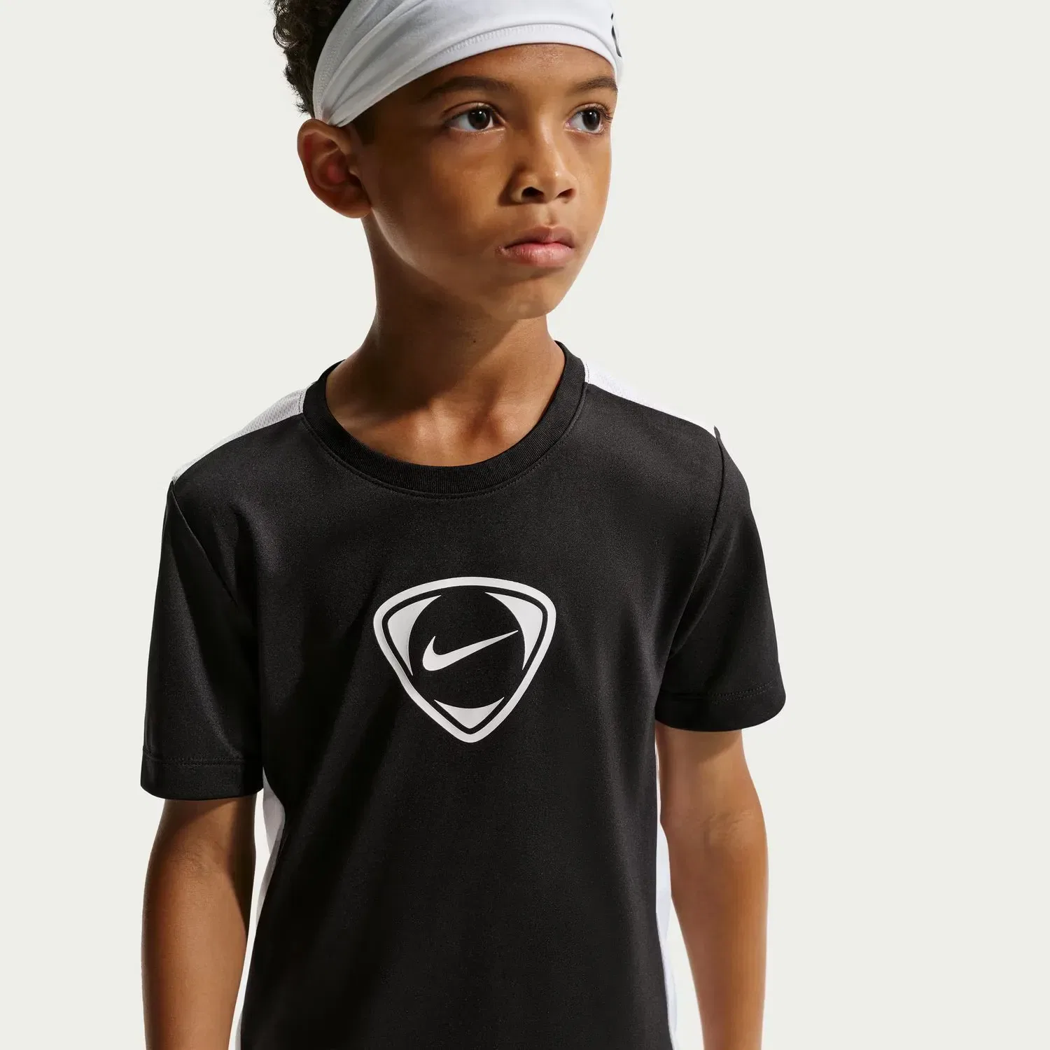Детская футболка для мальчиков с технологией Dri-FIT Academy+ Nike, Black
