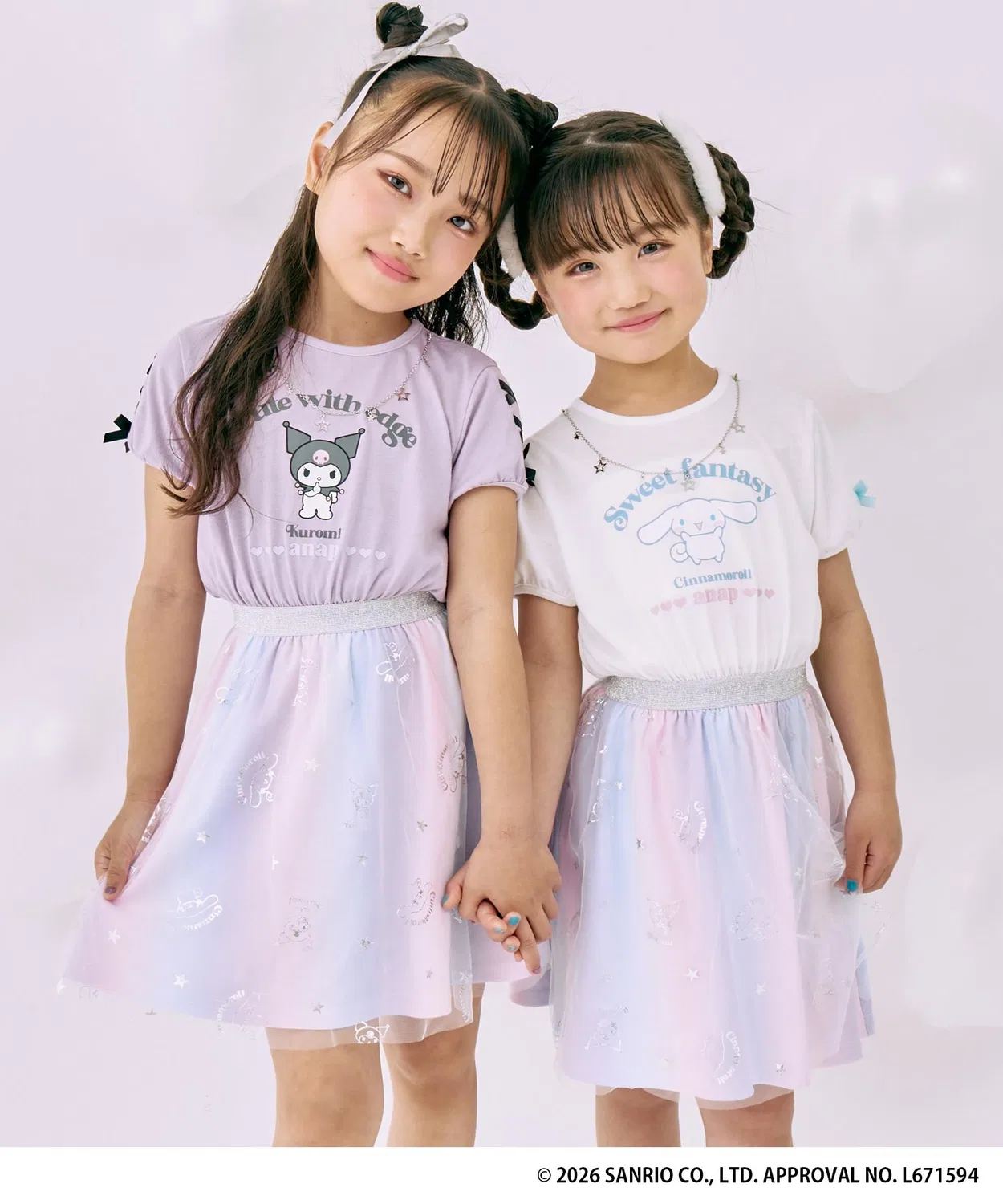 ANAP kids Детское платье с принтом Cinnamoroll и Kuromi ANAPKIDS, Белый — фото 2