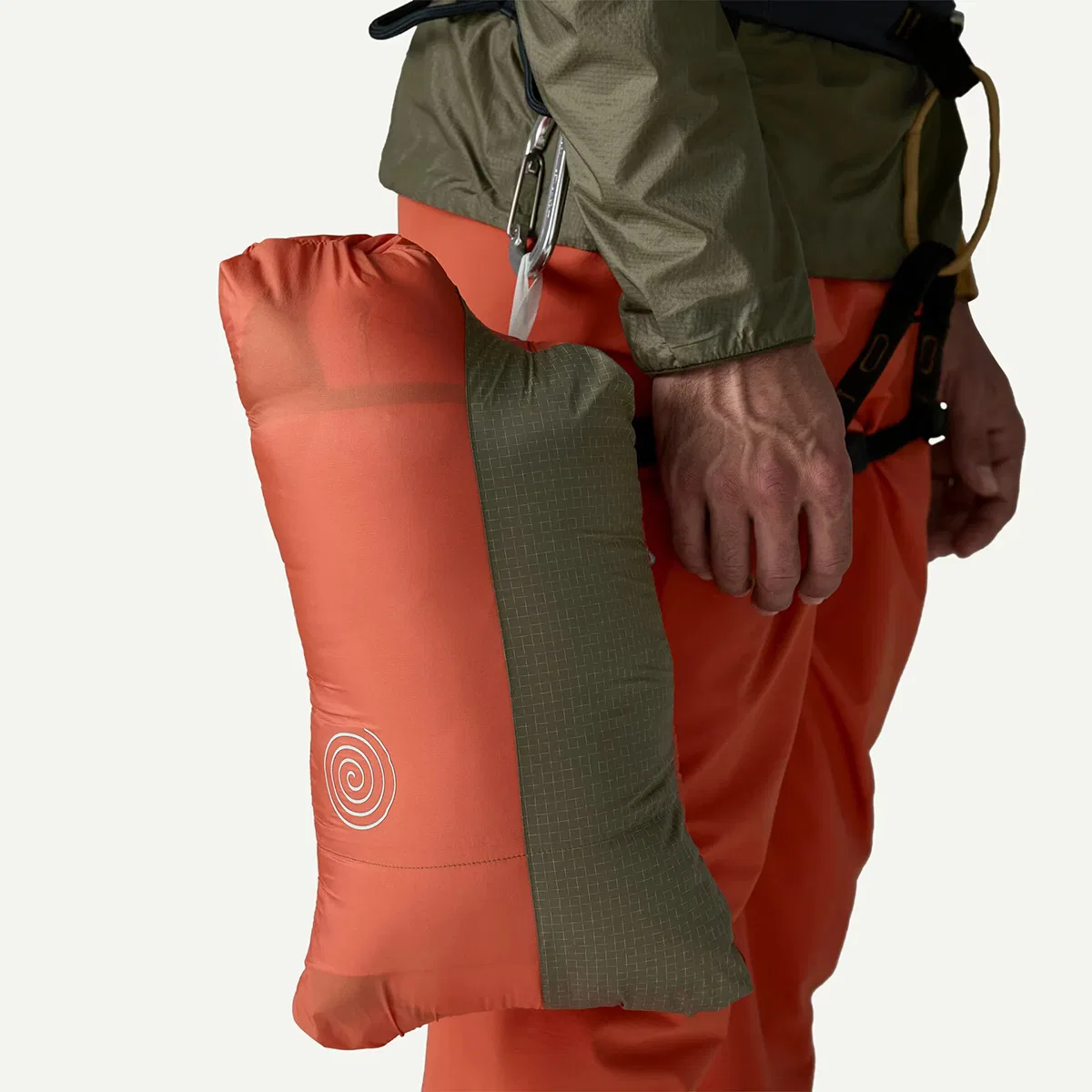 Мужское пуховое пальто с капюшоном Durable Down Parka Patagonia, Basin Green — фото 4