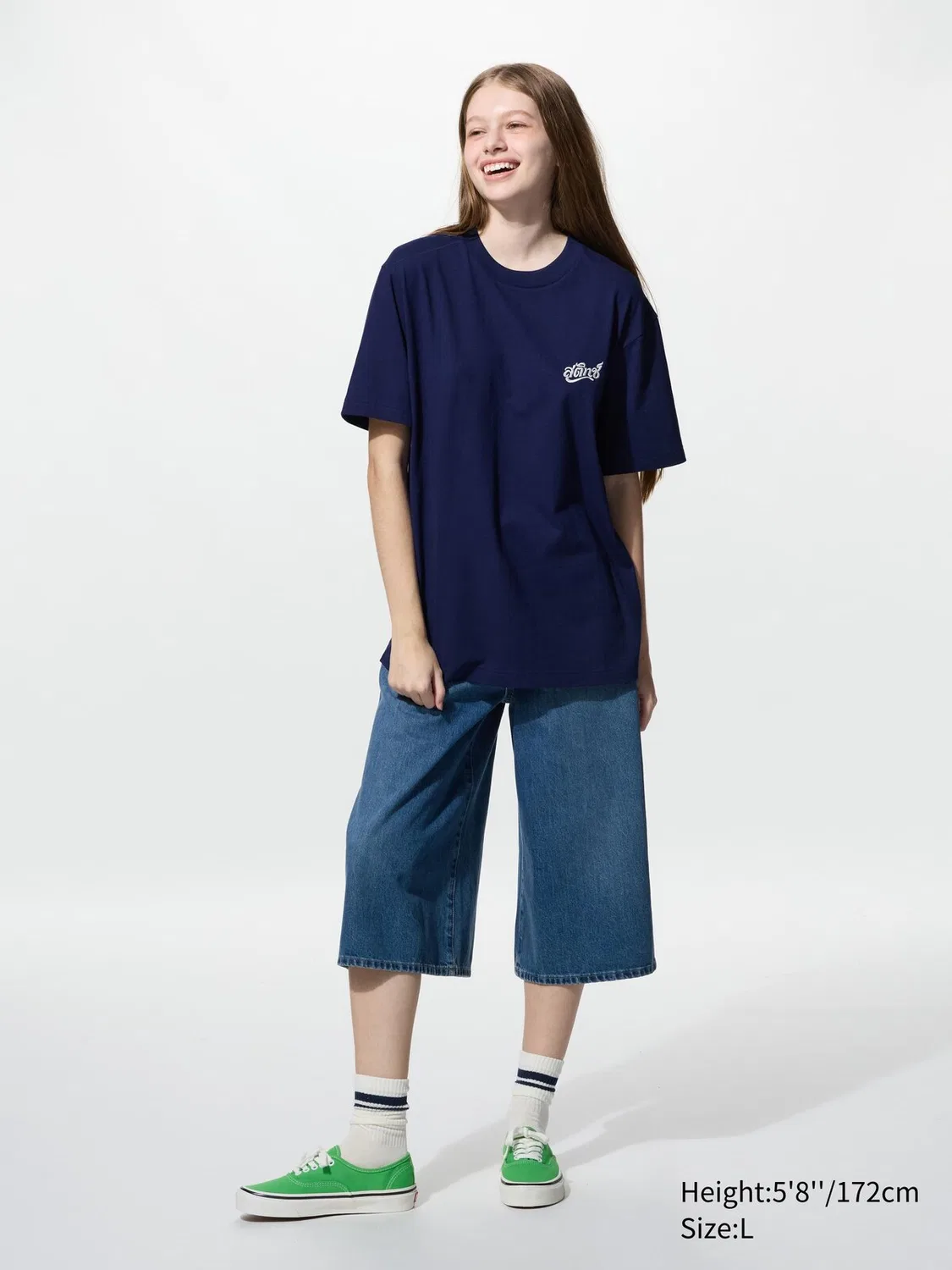 Футболка Uniqlo Stitch In Thailand UT Short Sleeve Graphic, темно-синий
