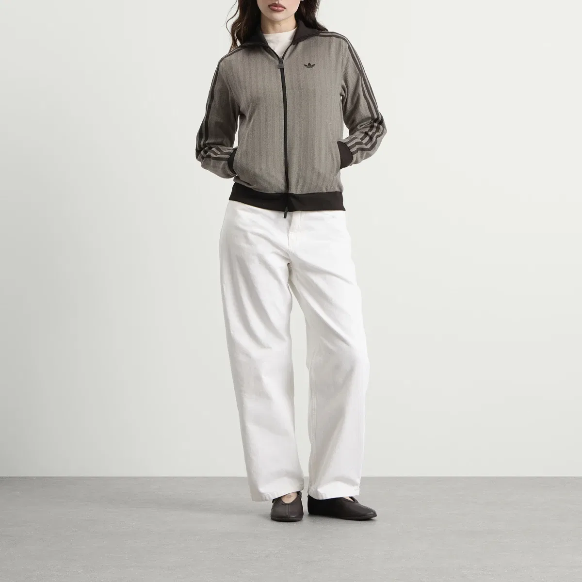 Женский свитшот с воротником-стойкой и молнией Tweed Track Top Adidas, Light Brown — фото 4