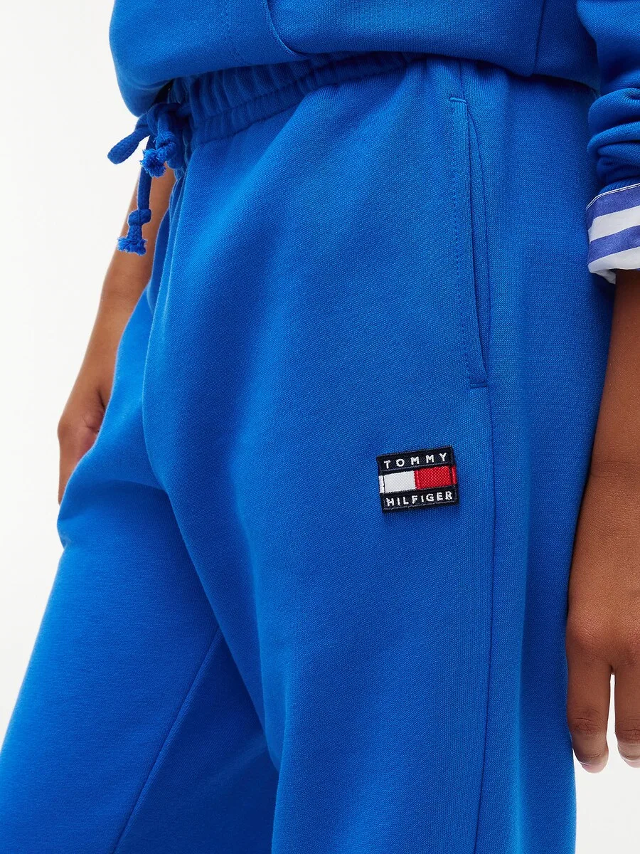 Зауженные брюки TOMMY HILFIGER синего цвета — фото 3