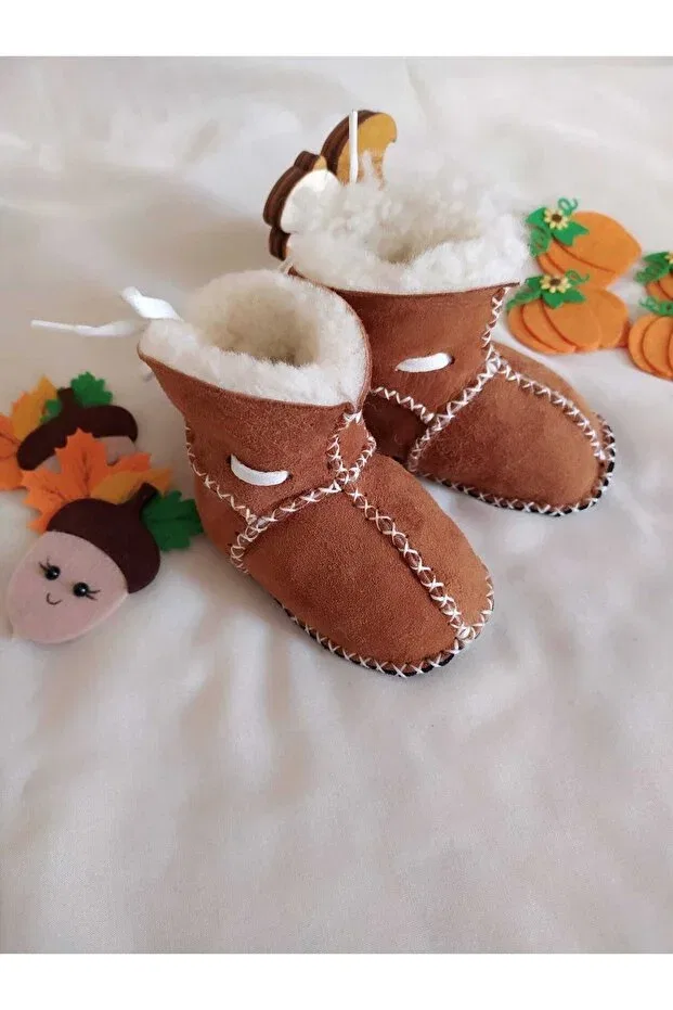 Детские пинетки для новорожденных кожаные с принтом Minibiri, Dark Brown — фото 2
