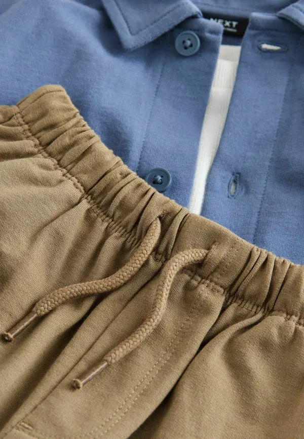Комплект из 3 предметов: футболка, брюки, джоггеры, хлопок, Regular fit and joggers 3 piece set - basic t-shirt, Next, синий — фото 2