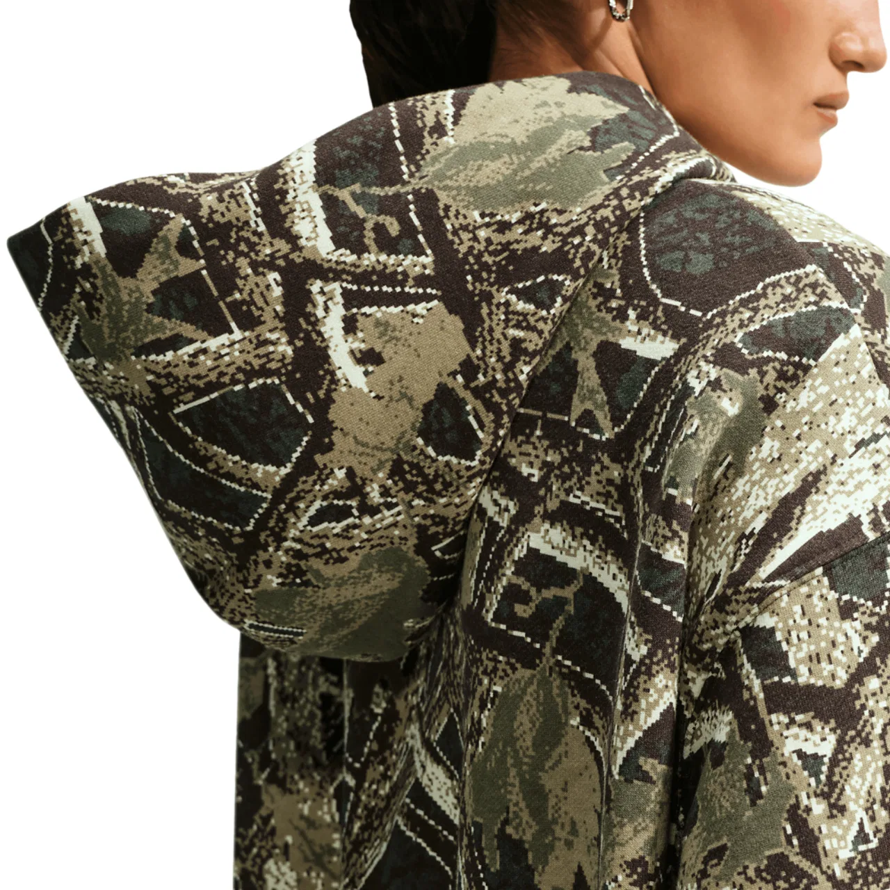 Женский худи оверсайз с камуфляжным принтом Nike Studio Fleece, Camo Pink — фото 2