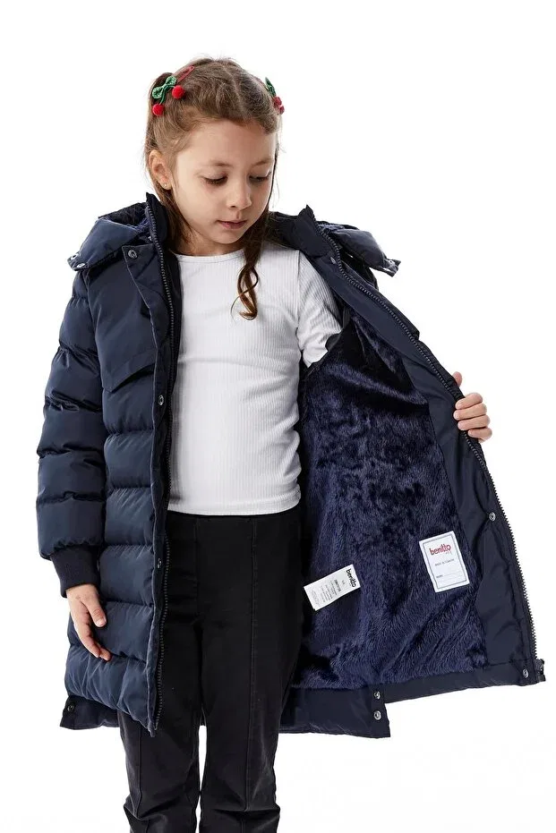 Детское зимнее пальто-пуховик для девочек с капюшоном Benitto Kids, Navy Blue — фото 3