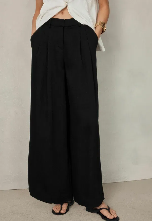 Брюки свободного кроя Petite fit - crinkle palazzo trousers Next, черный — фото 3