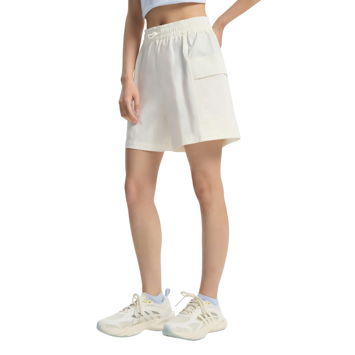 Женские шорты Graphics Cargo Shorts Asia Sizing 'White' adidas, белый — фото 3