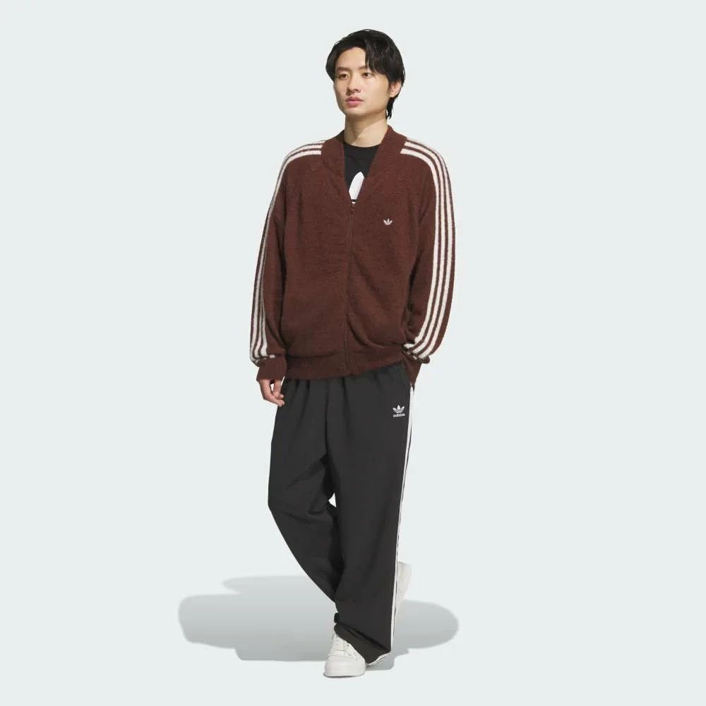 Спортивная трикотажная футболка SST Adidas, brown — фото 3