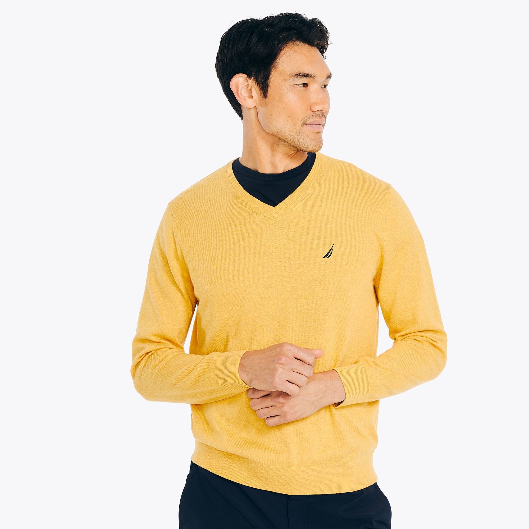 

Nautica Mens Navtech палубный свитер с V-образным вырезом, цвет old gold heather