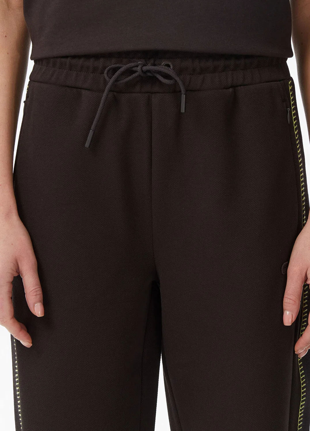 Спортивные штаны Lacoste Regular Fit, черные — фото 4