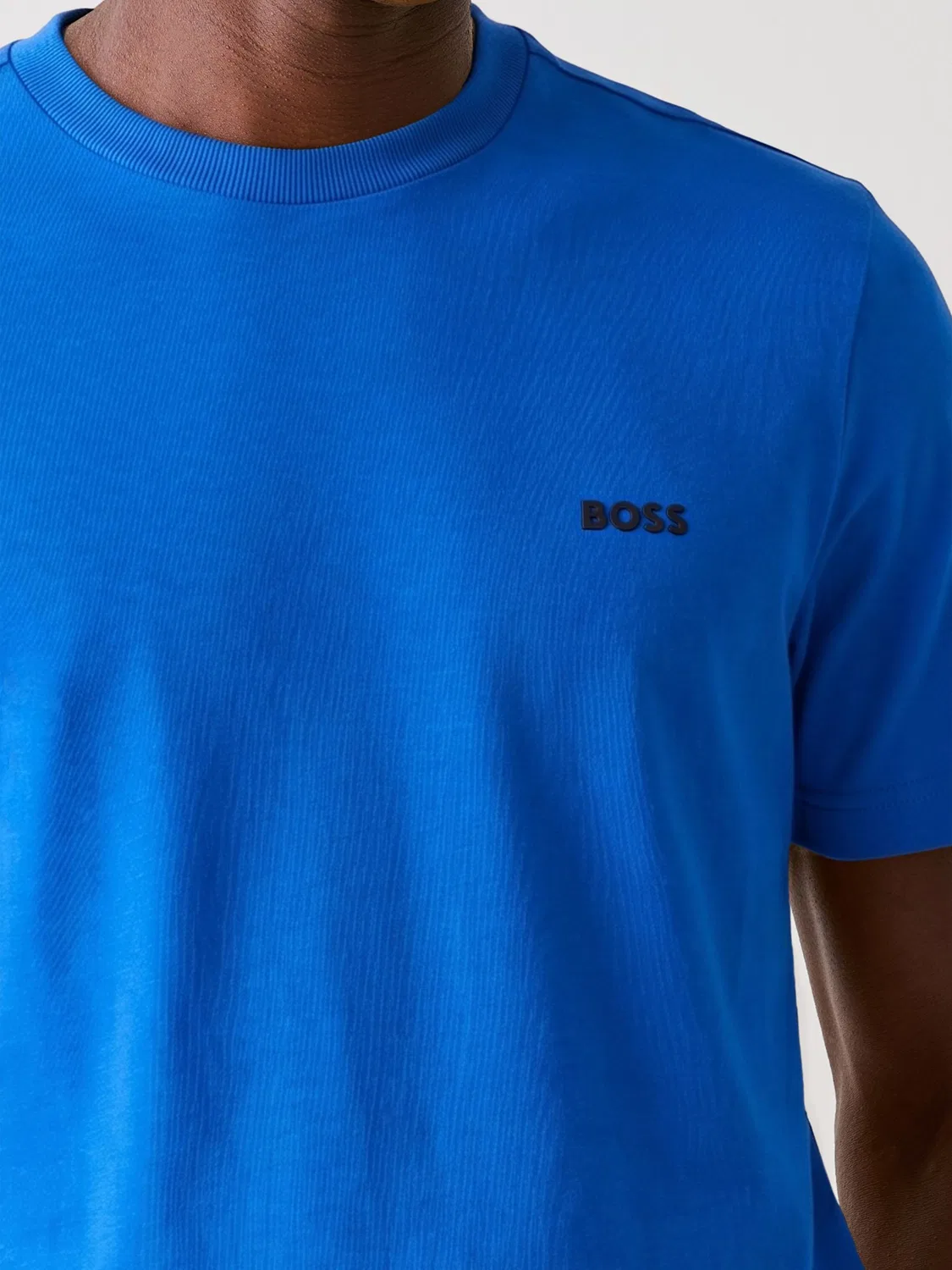 Синяя футболка с логотипом BOSS Regular Fit — фото 3