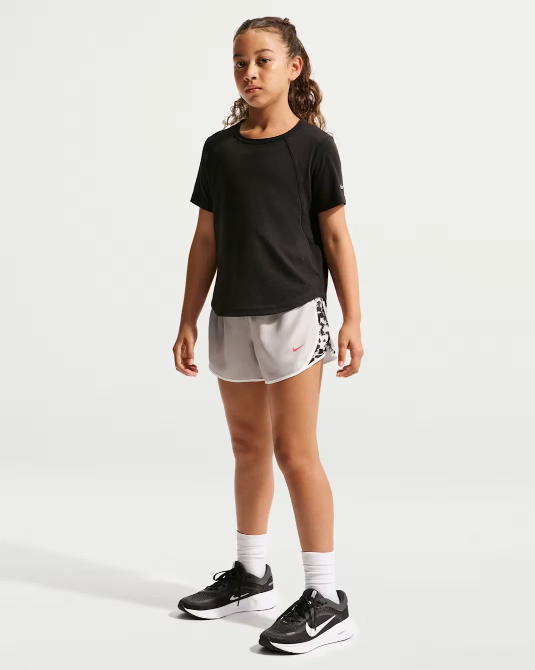 Шорты Dri-FIT для девочек (подростков) Nike Tempo, Moon Particle