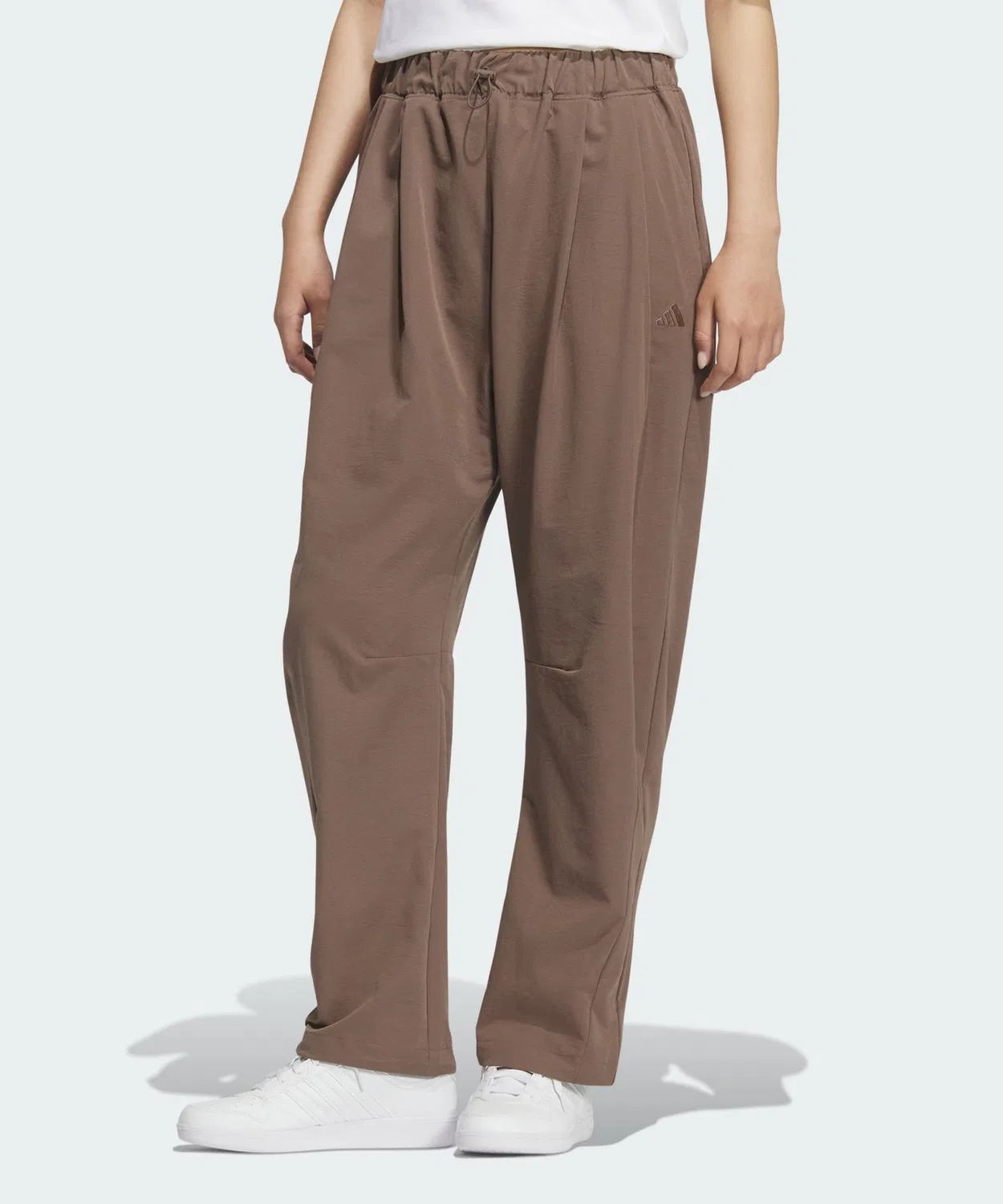 Женские спортивные брюки оверсайз с технологией Climacool, модель Softlux Doubleweave Parachute, Adidas, Brown