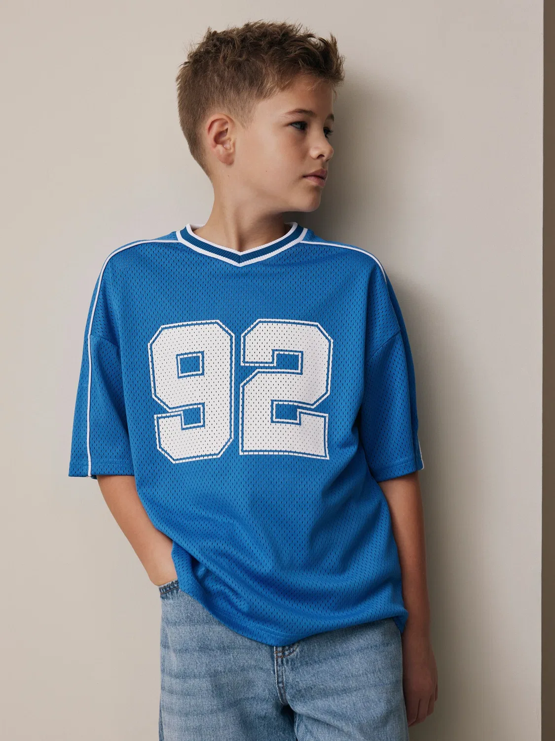 Футболка с V-образным вырезом, модель Mesh Varsity Next, кобальтовый синий