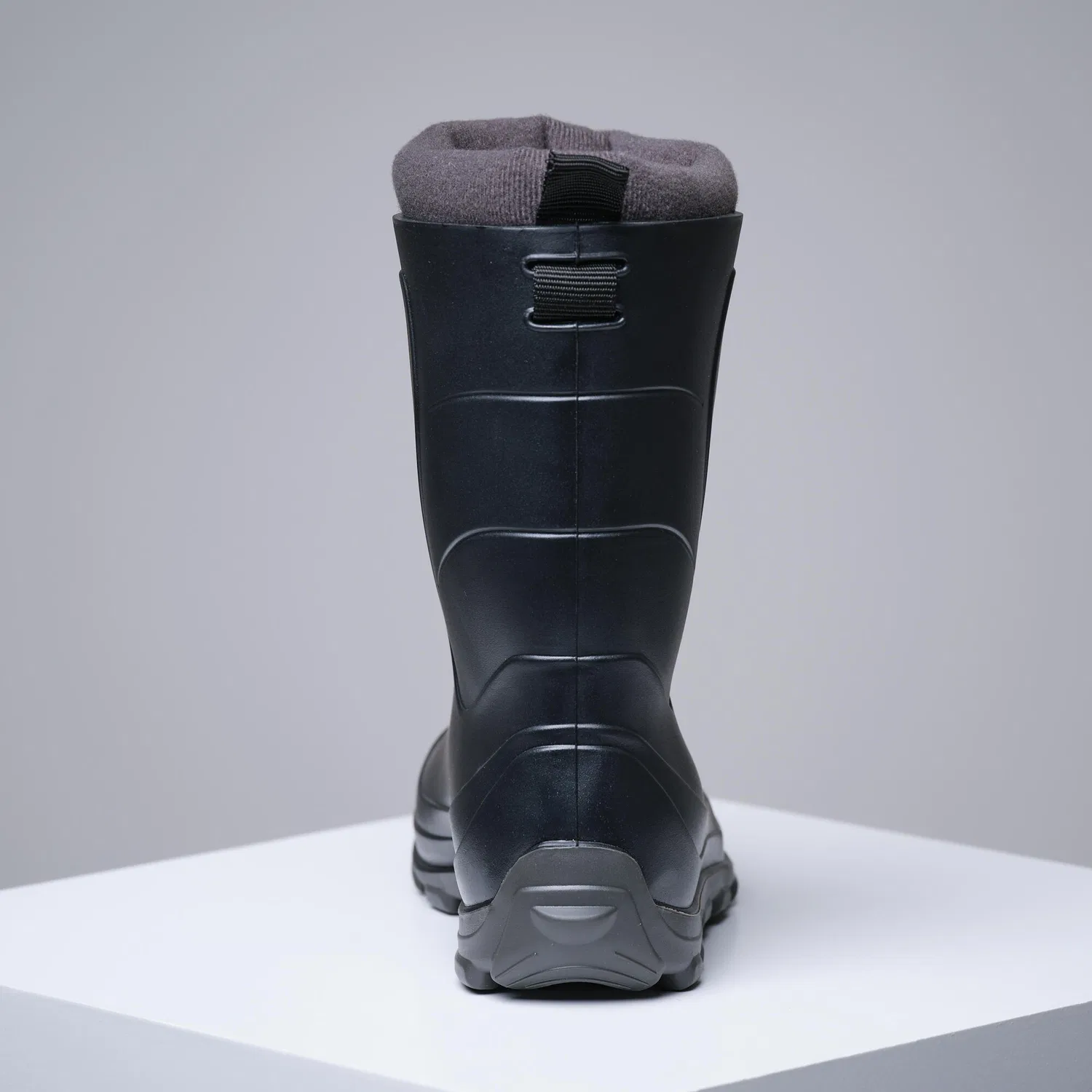 Детские резиновые сапоги с флисом Gummistiefel 100 Kinder warm Solognac, Rauchschwarz Dunkelgrau — фото 2