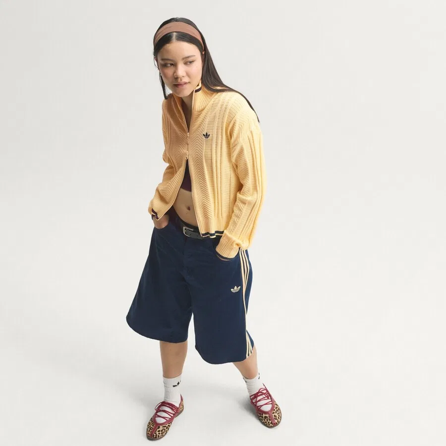 Вязаный кардиган ADIDAS ORIGINALS 'Firebird' светло-желтого цвета — фото 3