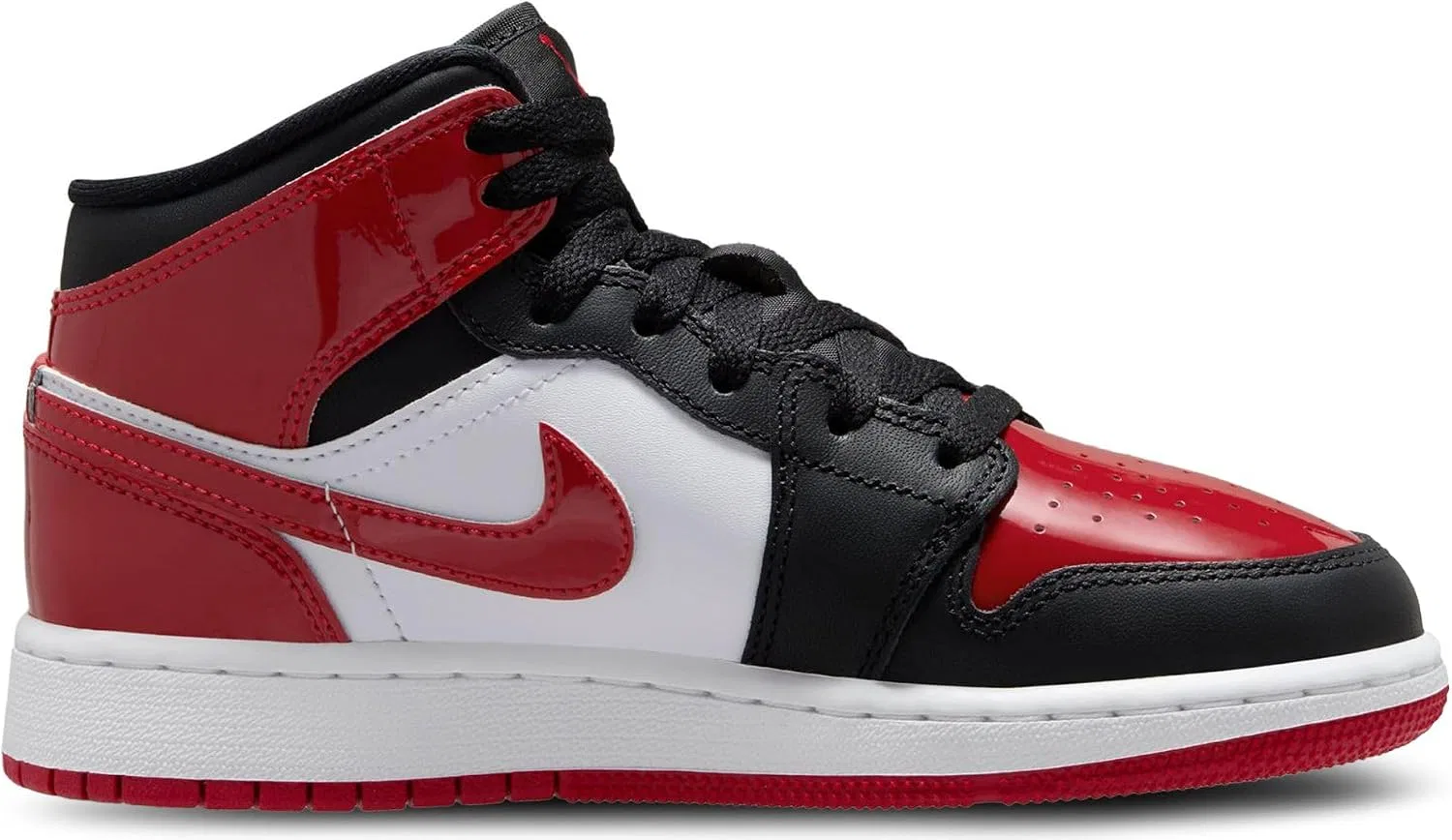Детские кроссовки для мальчиков Nike Air Jordan 1 Mid SE Grade School Lifestyle Shoes, Black/Varsity Red-White — фото 2