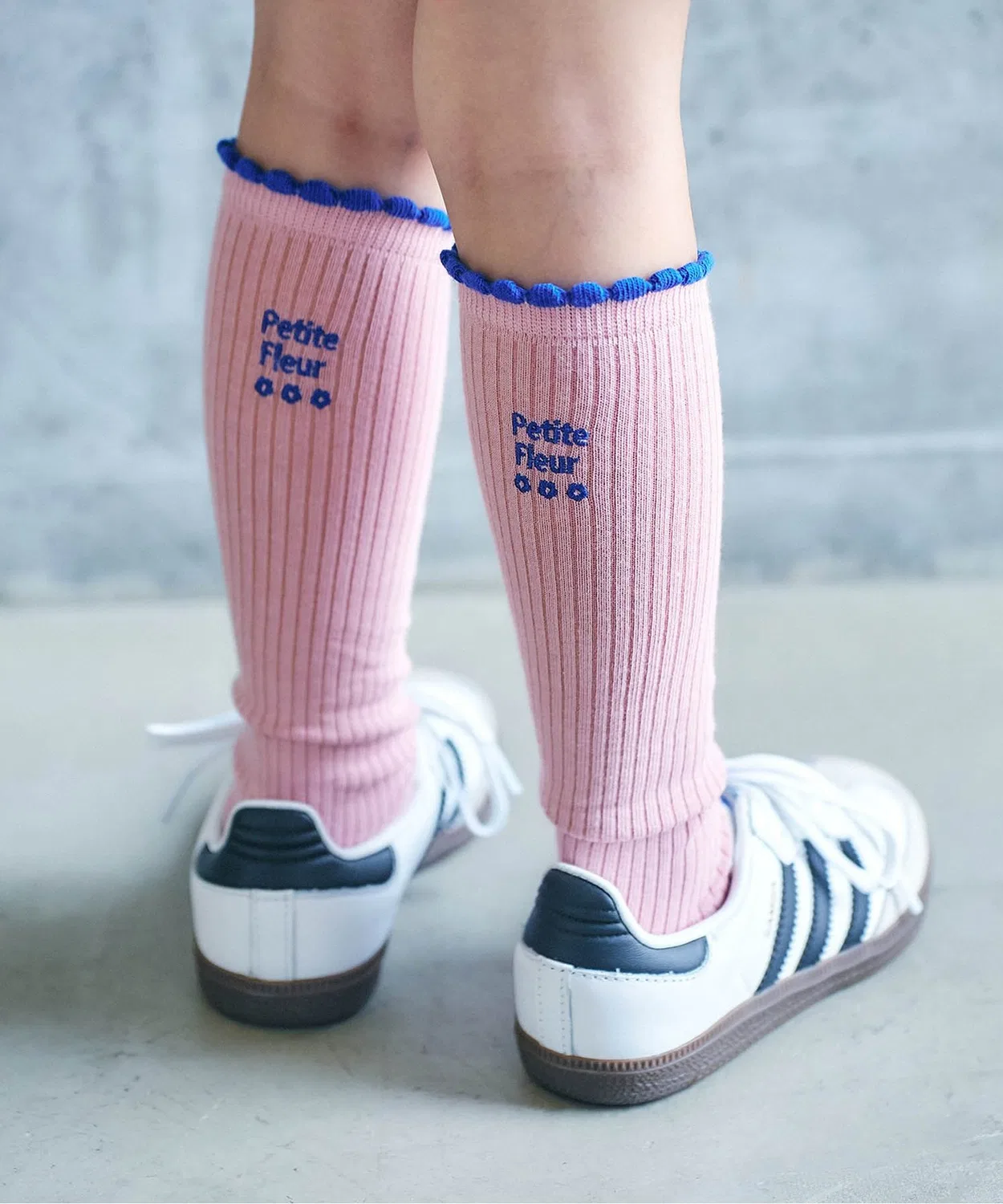 Детские носки с вышивкой, модель One Point Embroidery, apres les cours, Pink