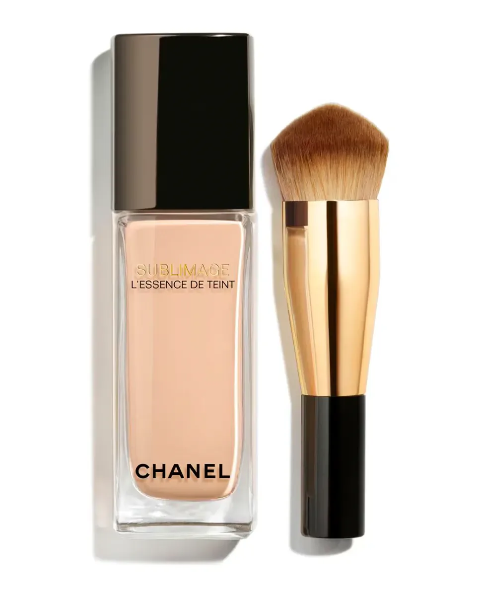 Sublimage L'Essence De Teint Сыворотка-тональный крем для создания сияния Chanel, B20
