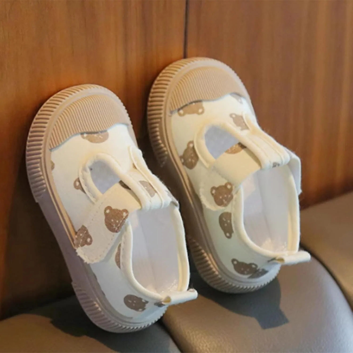 Детские кеды для девочек с Т-образным ремешком Classic, Beige — фото 3