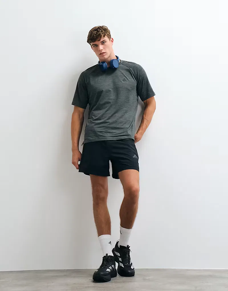 Футболка Adidas Training tech essentials, черный — фото 2