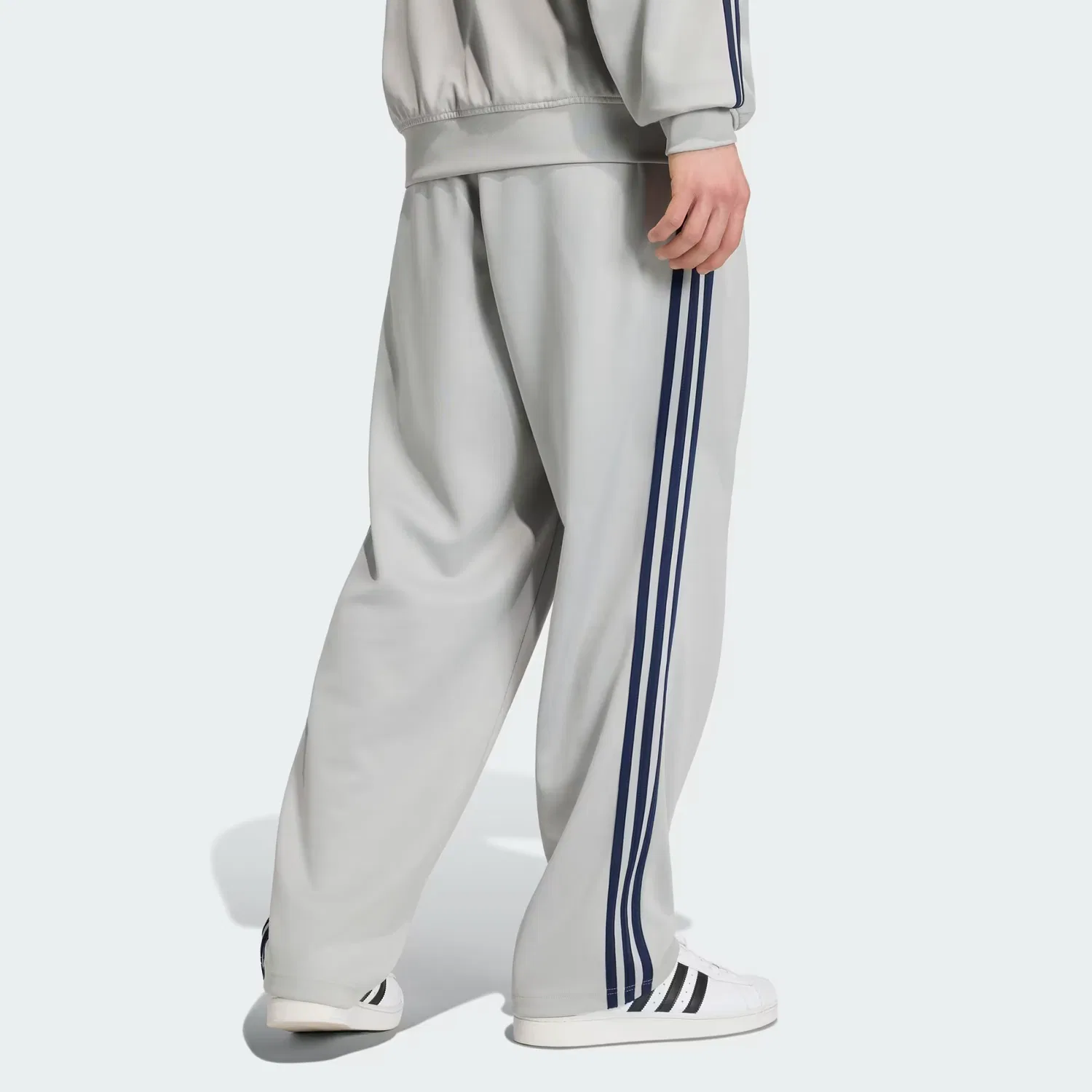 Мужские спортивные штаны свободного кроя Adicolor Loose Trackpants Adidas Originals, серый — фото 2