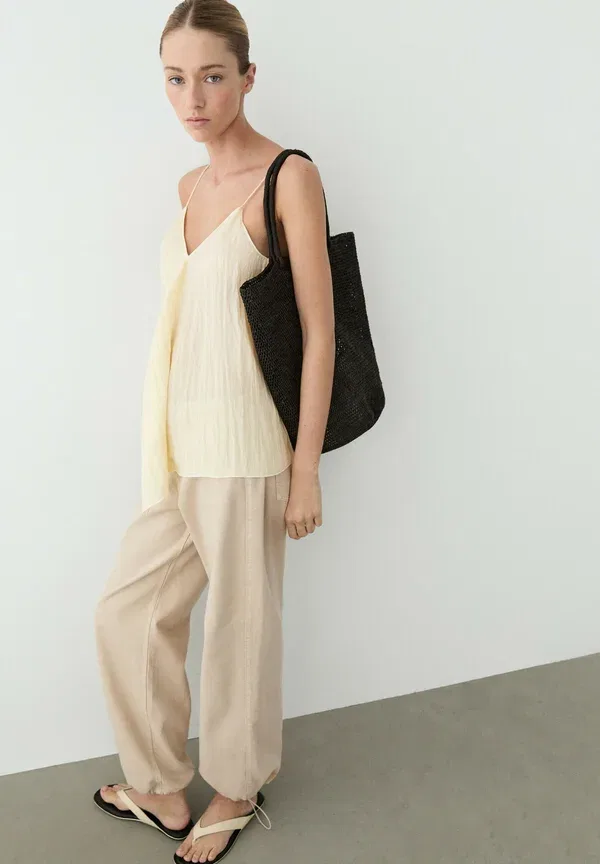Брюки свободного кроя из лиоцелла и хлопка Parachute pants Massimo Dutti, beige, бежевый — фото 4