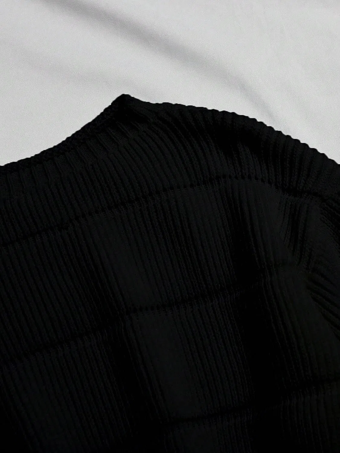 Женский свитер с круглым вырезом, с длинным рукавом, Regular Fit, Rib-Knit, чёрный — фото 2