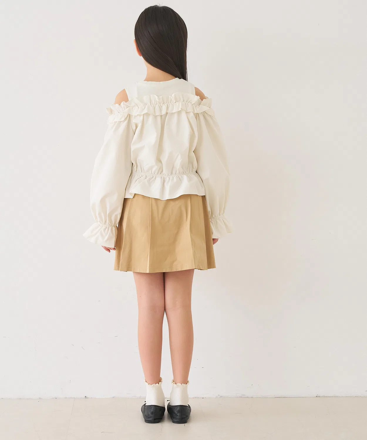 Coca（coca） Детская блузка с длинным рукавом слоеный дизайн, модель Layered Shoulder, coca, Ivory — фото 4