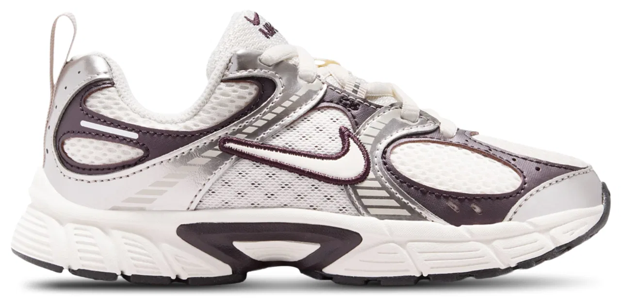 Кроссовки для мальчиков V5 RNR Nike, коричневый/белый
