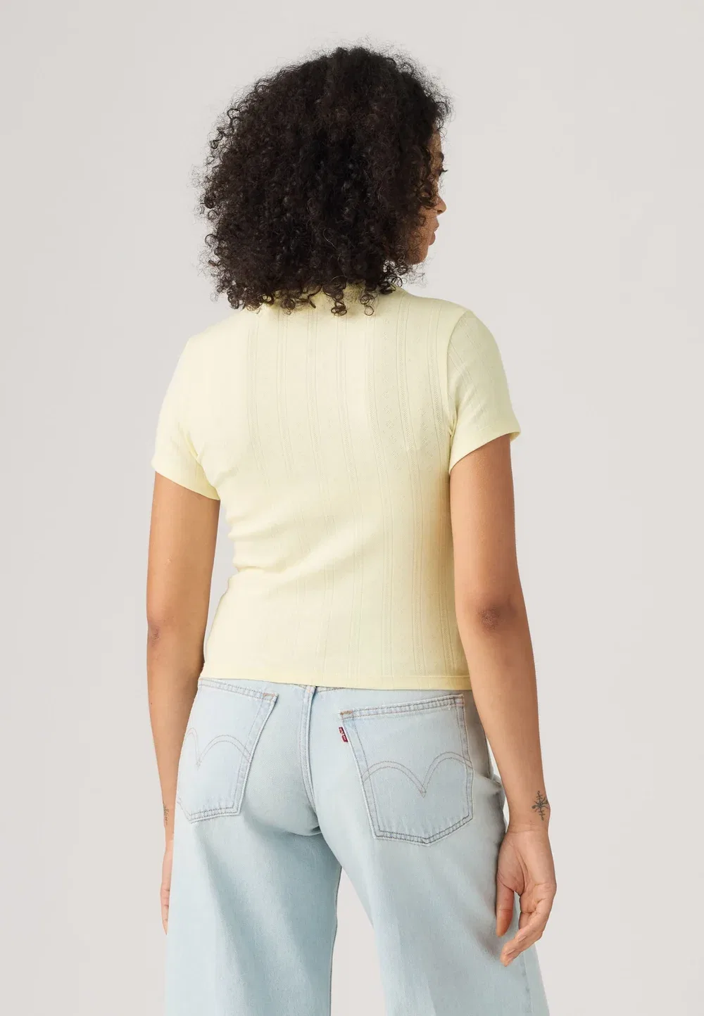 Футболка из тонкой ткани с ажурным узором - базовая футболка Levi'S, Pear Sorbet — фото 3