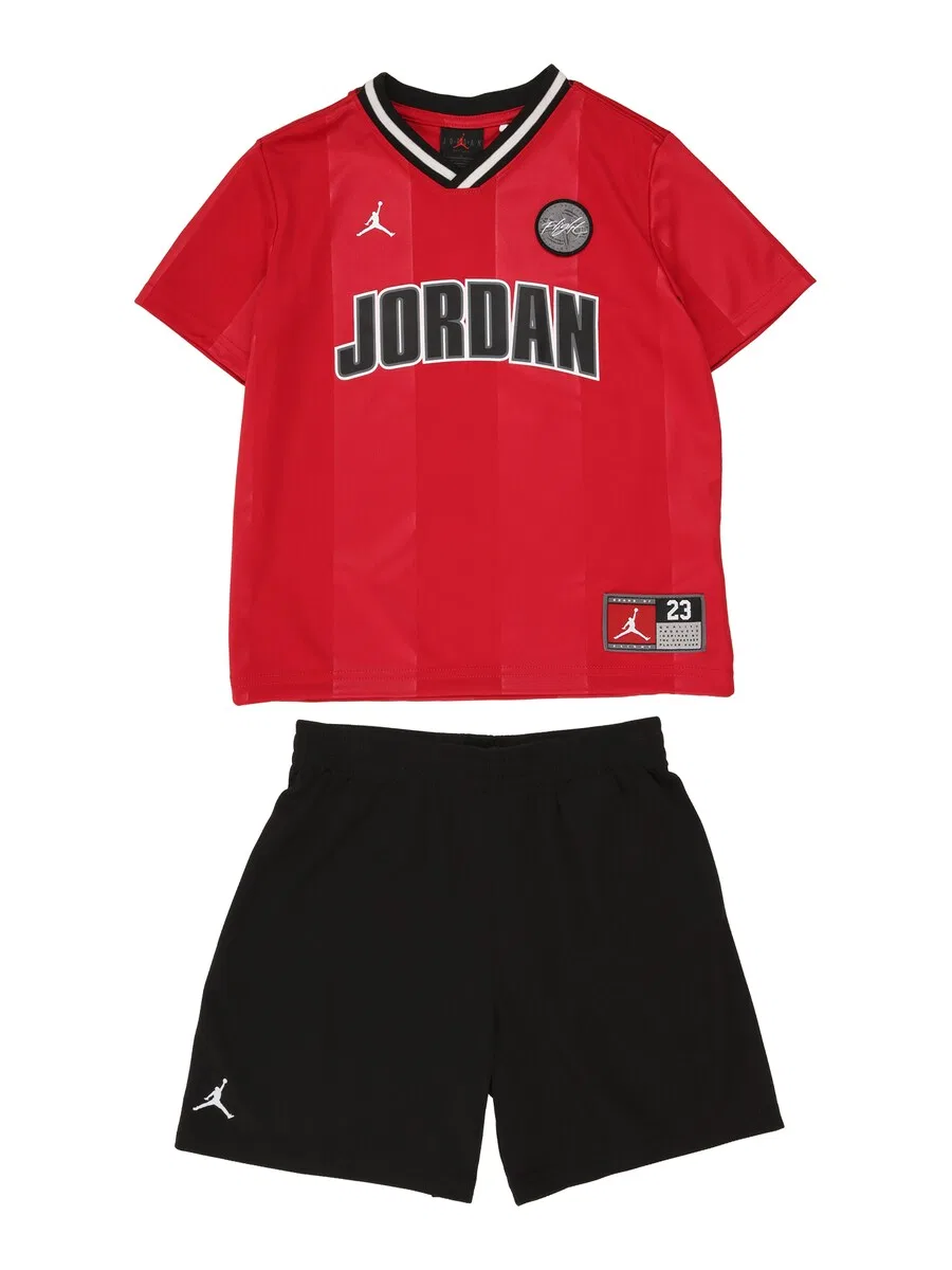Спортивный костюм Jordan черного цвета