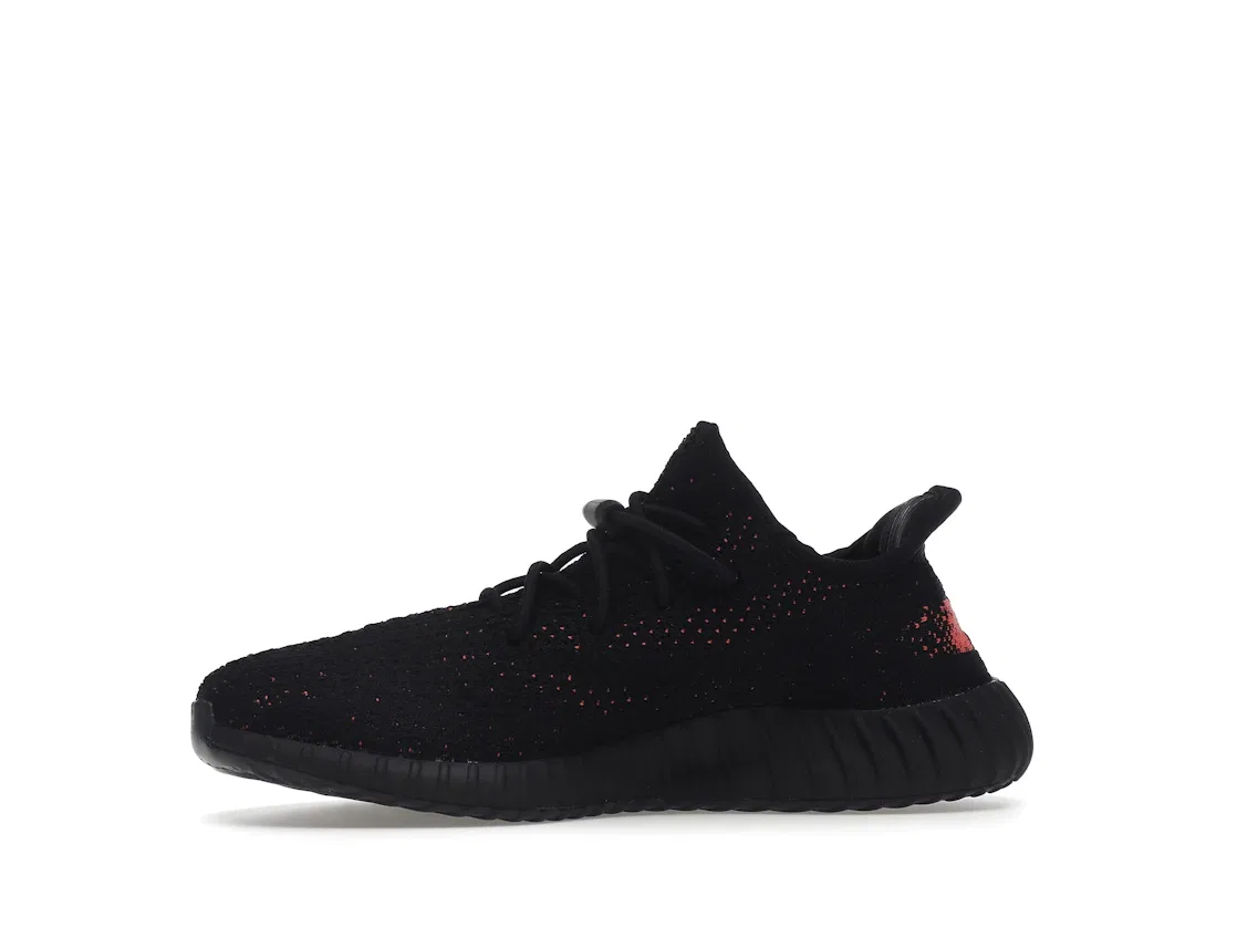Детские кроссовки Lifestyle с полоской Adidas Yeezy Boost 350 V2, Core Black Red Core Black — фото 3
